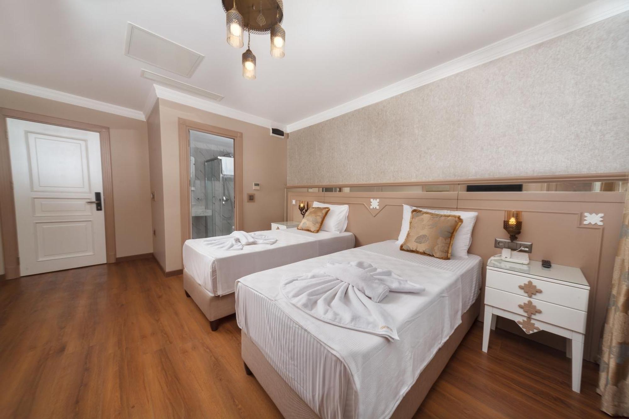 Belmond Hotel Стамбул Экстерьер фото