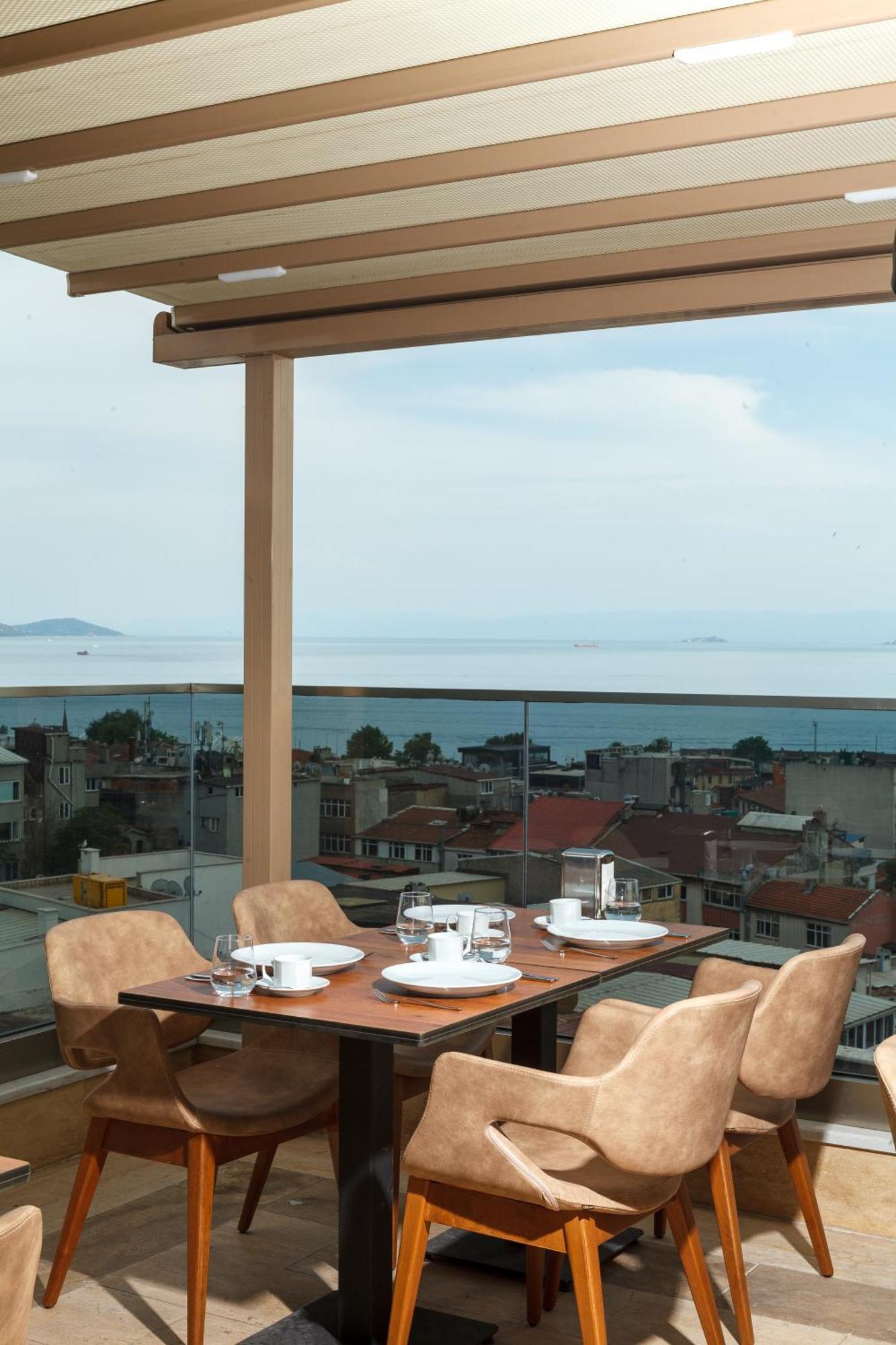 Belmond Hotel Стамбул Экстерьер фото